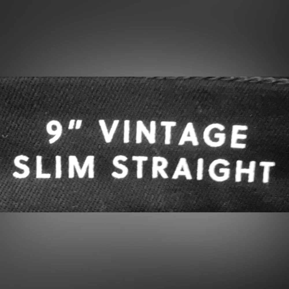 J. Crew 9” Vintage Slim Straight Leg jeans Mid Rise Cotton in Black Plus Size 35